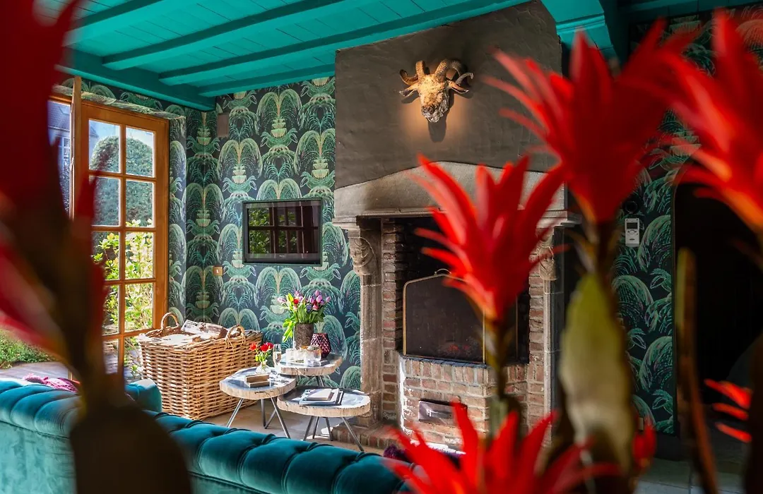 Exclusive Suites The Secret Garden-1